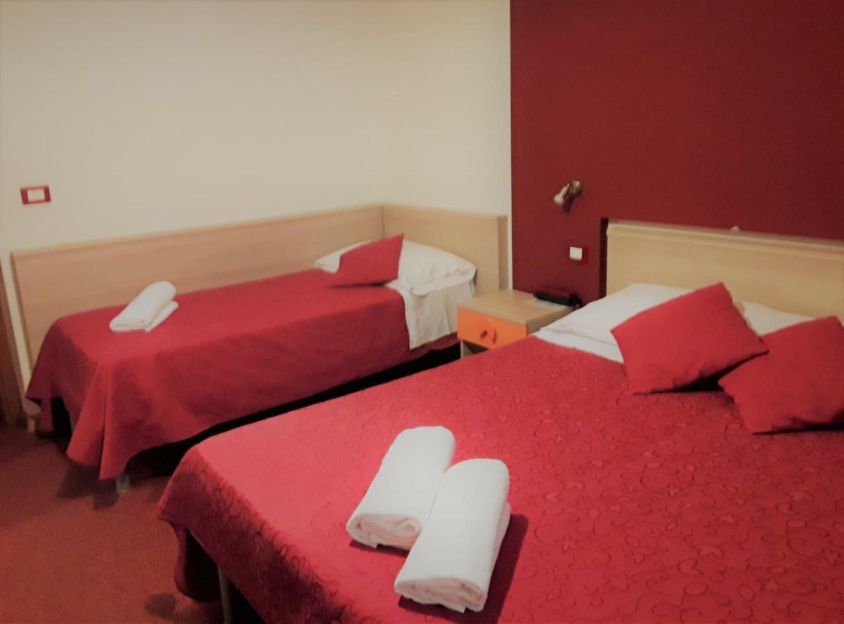 Hotel Bellaria Levico Terme Exterior foto