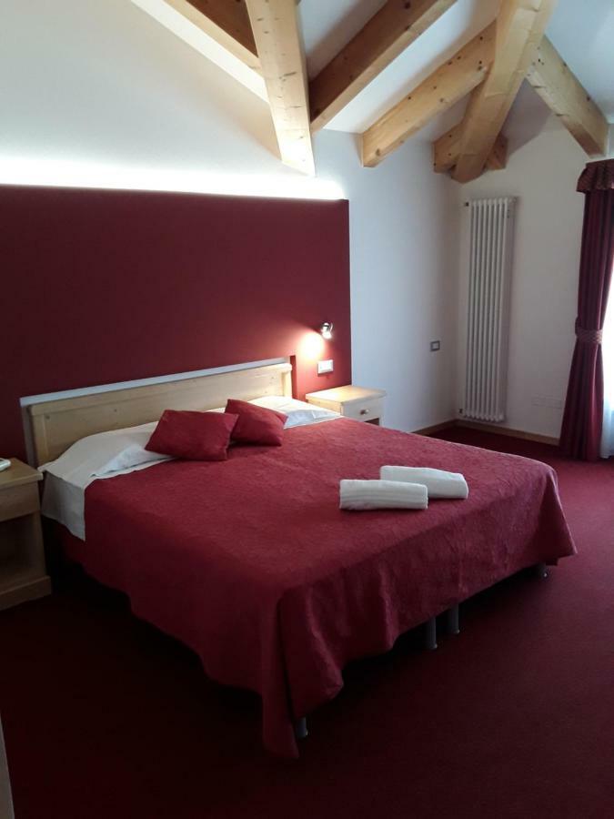 Hotel Bellaria Levico Terme Exterior foto
